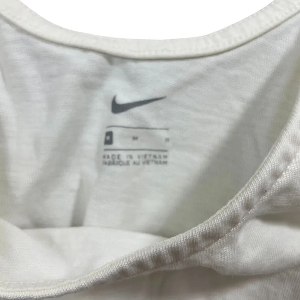 Nike medium ivory